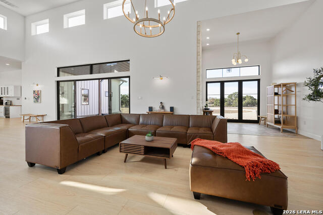 Image 27 of 52 For 925 Clearwater Canyon