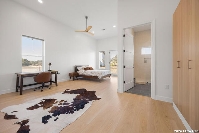 Image 36 of 52 For 925 Clearwater Canyon