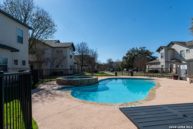 Image 21 of 28 For 1000 Diamond Dr (unit 3201-3204)