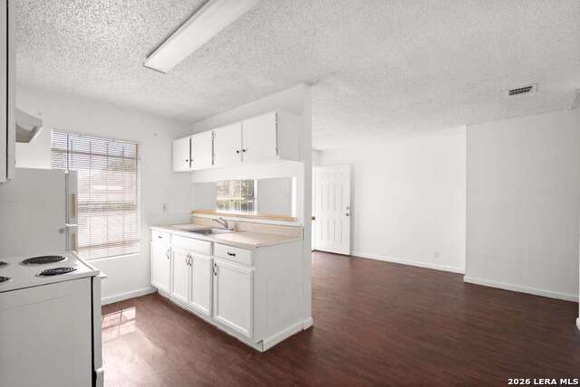 Image 5 of 24 For 2007 Drexel Ave E