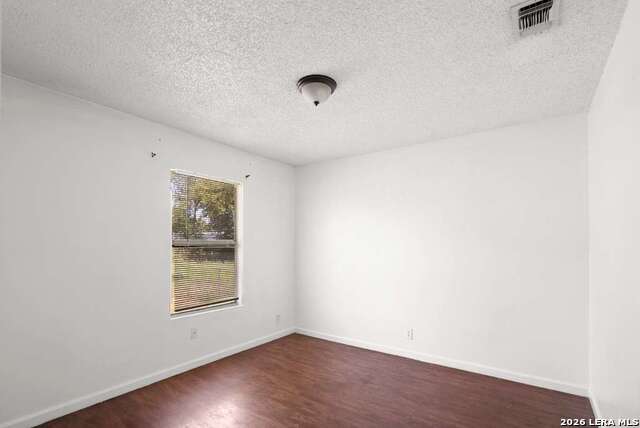 Image 9 of 24 For 2007 Drexel Ave E