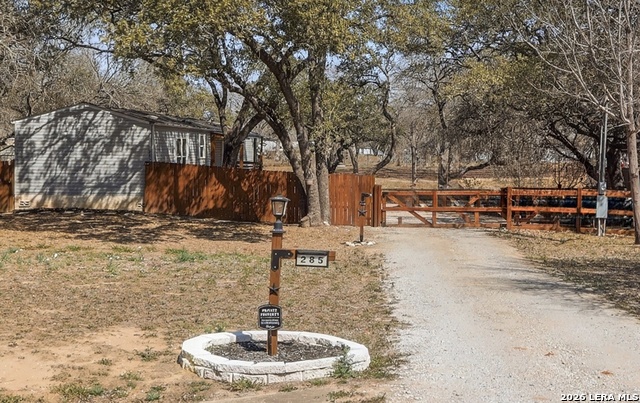 Image 17 of 22 For 285 Brianna  