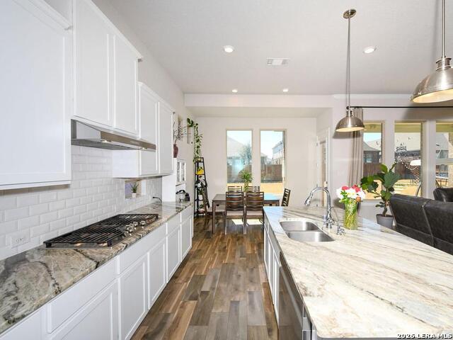 Image 8 of 34 For 115 Stablewood