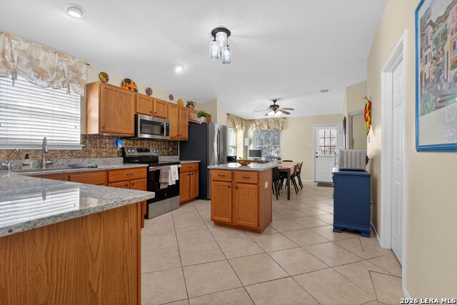 Image 14 of 30 For 519 Granite Cliff