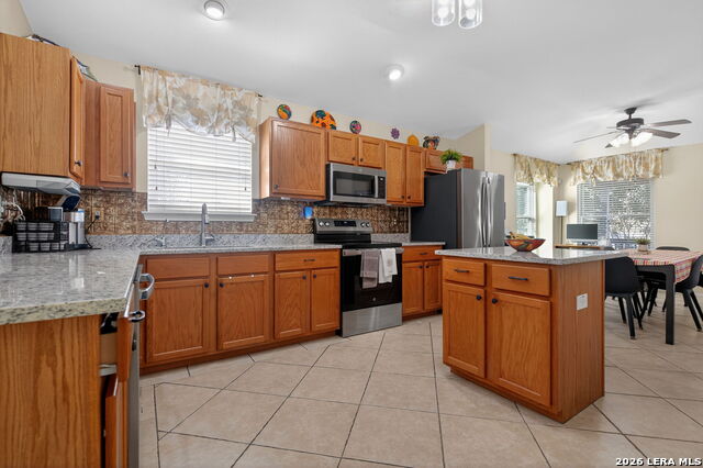 Image 17 of 30 For 519 Granite Cliff