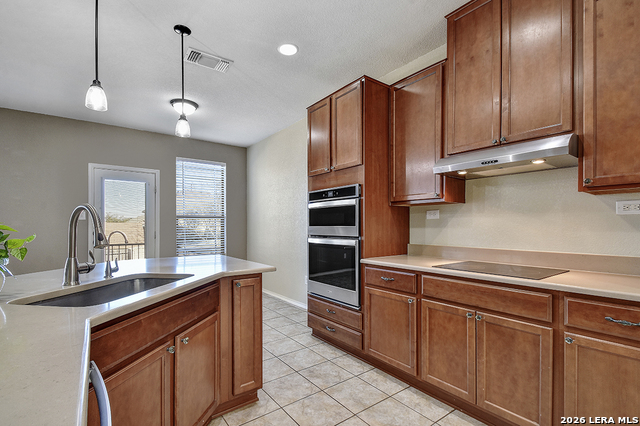 Image 10 of 32 For 926 Spello  