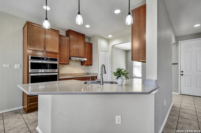 Image 7 of 32 For 926 Spello  