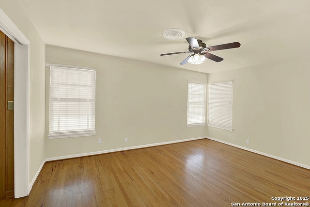 Image 17 of 31 For 383 Nash Blvd