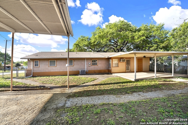 Image 24 of 31 For 383 Nash Blvd