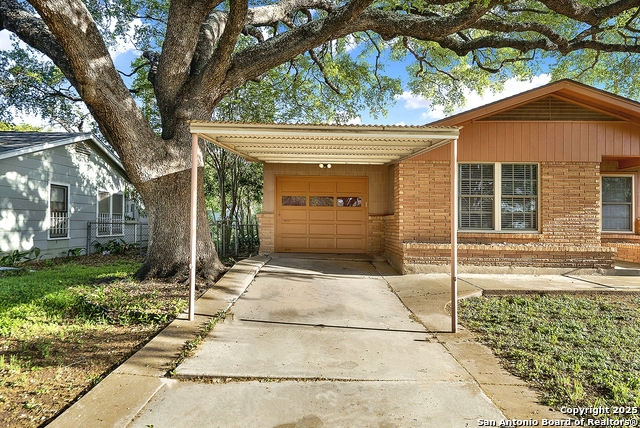 Image 6 of 31 For 383 Nash Blvd