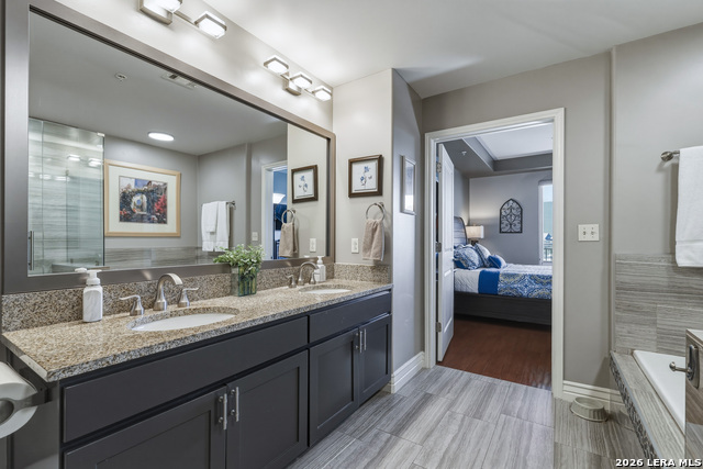 Image 18 of 47 For 215 Center  408