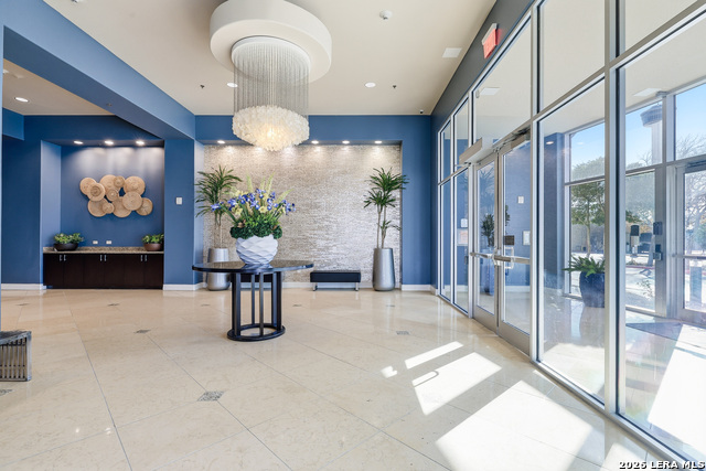 Image 30 of 47 For 215 Center  408