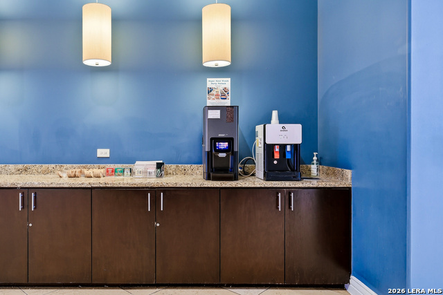 Image 36 of 47 For 215 Center  408