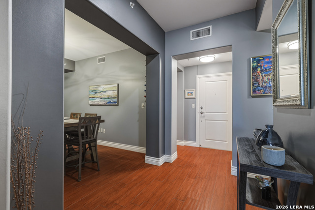 Image 4 of 47 For 215 Center  408