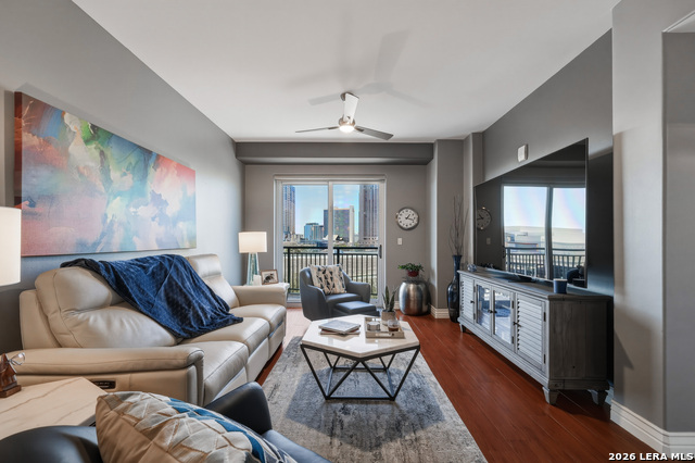 Image 8 of 47 For 215 Center  408