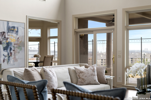 Image 12 of 49 For 7 Oxford Hall