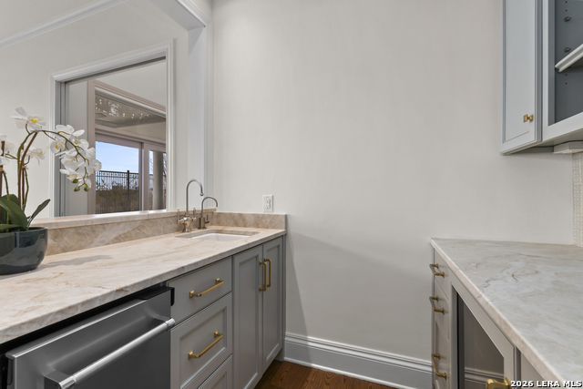 Image 22 of 49 For 7 Oxford Hall