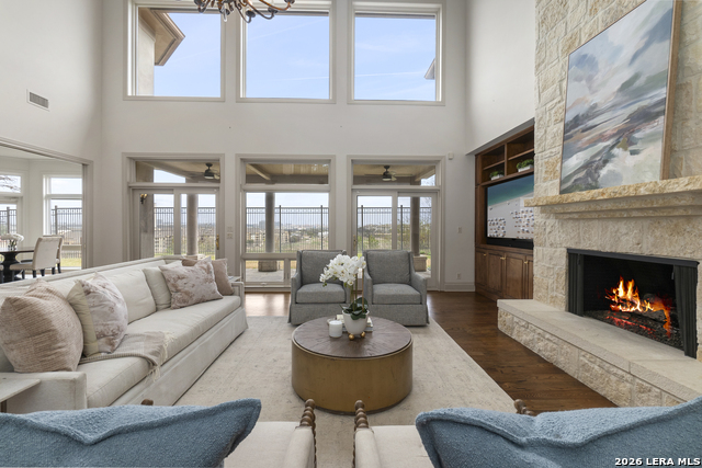 Image 8 of 49 For 7 Oxford Hall