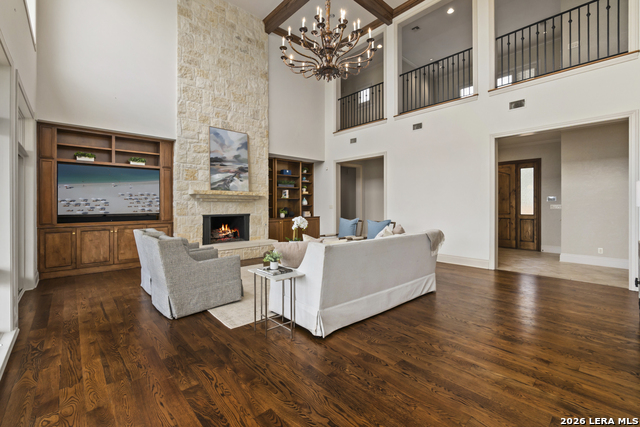 Image 9 of 49 For 7 Oxford Hall