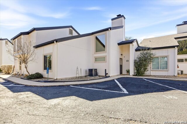 Details for 1135 Parkview  Apt C18, Canyon Lake, TX 78133