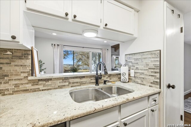 Image 18 of 48 For 1135 Parkview  Apt C18