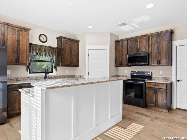 Image 10 of 38 For 774 Mockingbird Cv