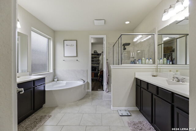 Image 15 of 27 For 3780 Cremini