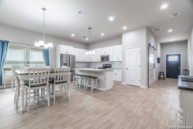 Details for 772 Crestview, Floresville, TX 78114