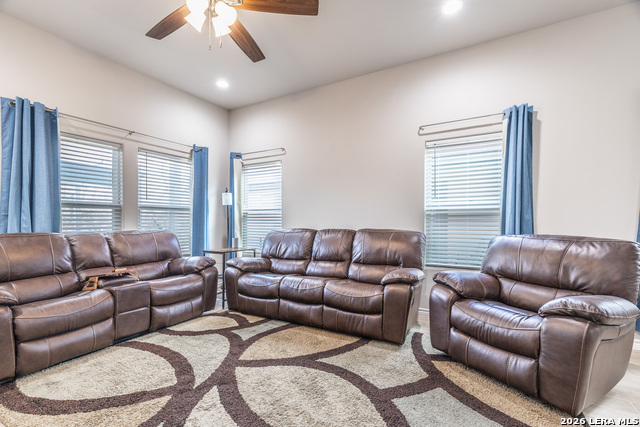 Image 12 of 38 For 772 Crestview