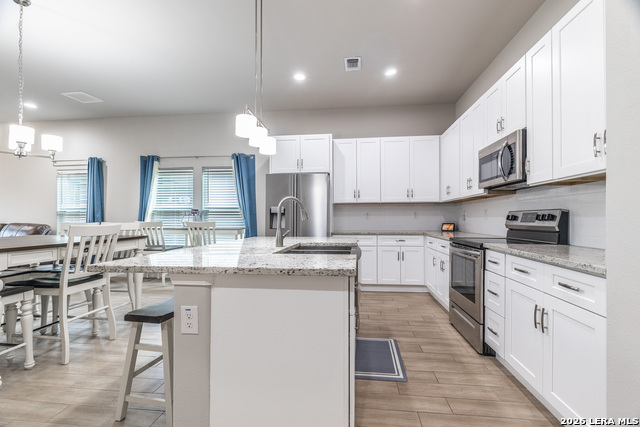 Image 13 of 38 For 772 Crestview