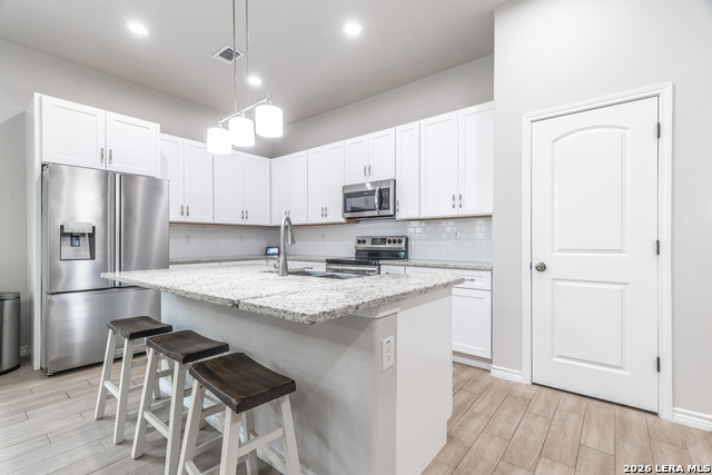 Image 14 of 38 For 772 Crestview