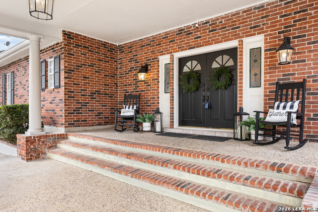 Image 5 of 55 For 4123 Cliff Oaks