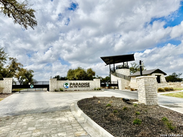 Image 12 of 22 For 1712 Demi John Bend