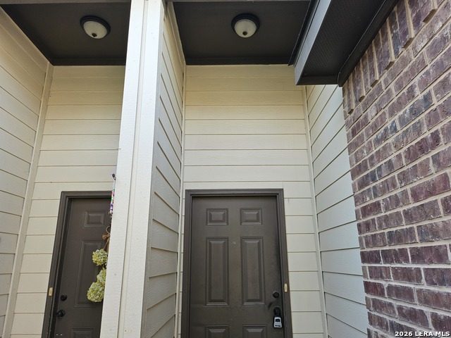 Image 2 of 18 For 1049-1051 Carolyn Cove