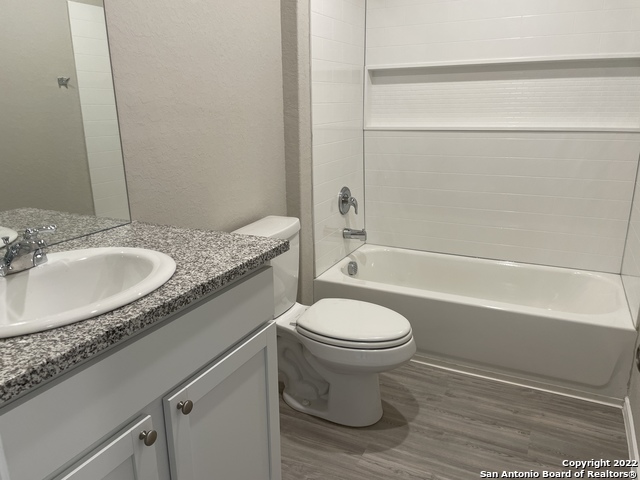 Image 6 of 13 For 8256 Piedra Medina