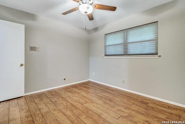 Image 28 of 38 For 3315 Litchfield St