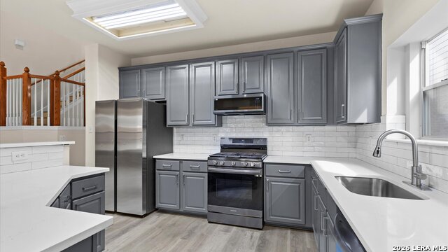 Image 7 of 28 For 6111 Palmetto Way