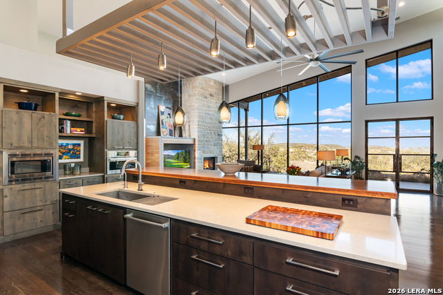 Image 15 of 76 For 21604 Cielo Ridge