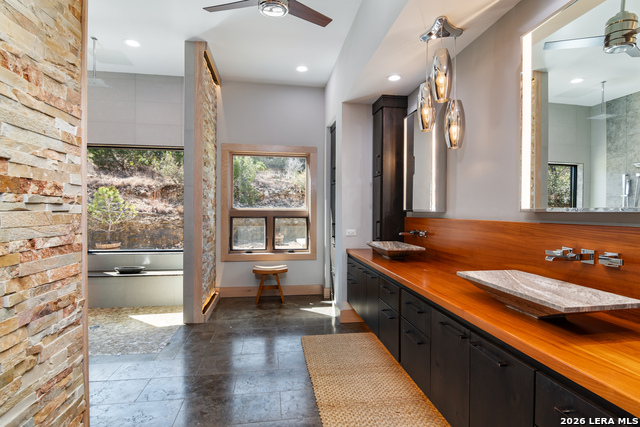 Image 29 of 76 For 21604 Cielo Ridge