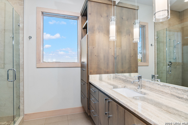 Image 43 of 76 For 21604 Cielo Ridge