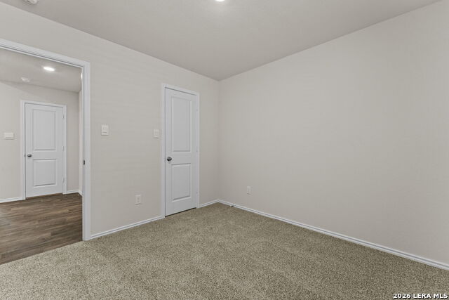 Image 12 of 25 For 1530 Champagne Oak