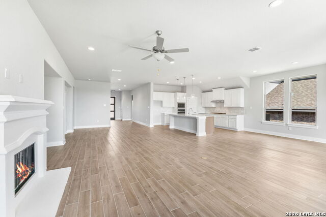 Image 4 of 33 For 5223 Everly Terrace