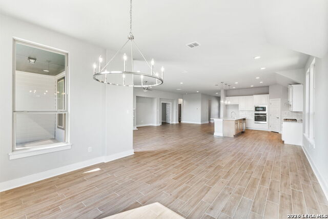 Image 7 of 33 For 5223 Everly Terrace