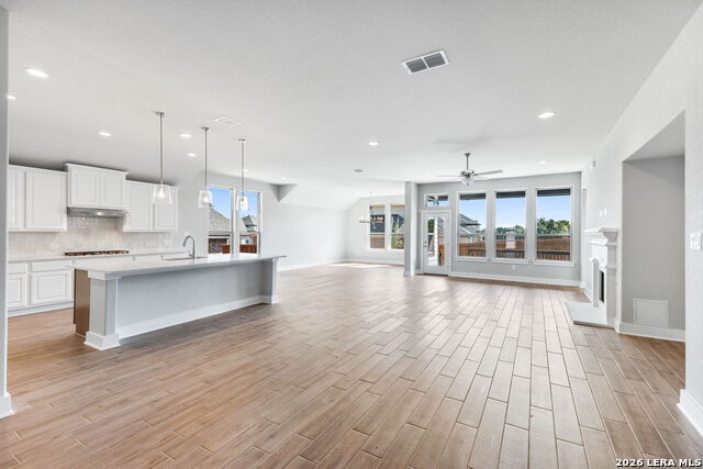 Image 9 of 33 For 5223 Everly Terrace