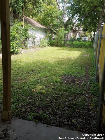 Image 7 of 7 For 826 Erie Ave E A