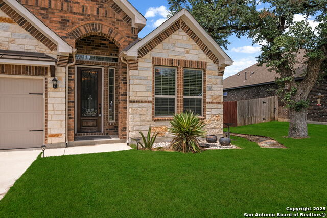 Image 4 of 34 For 122 Noble Woods