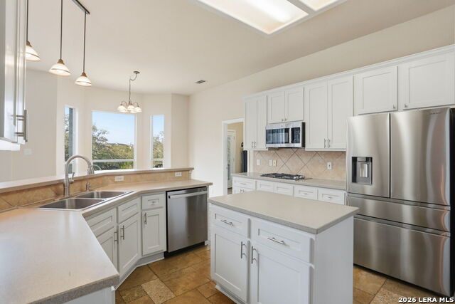 Image 13 of 41 For 933 Great Tree