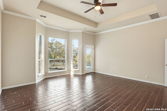 Image 16 of 41 For 933 Great Tree