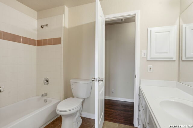 Image 26 of 41 For 933 Great Tree