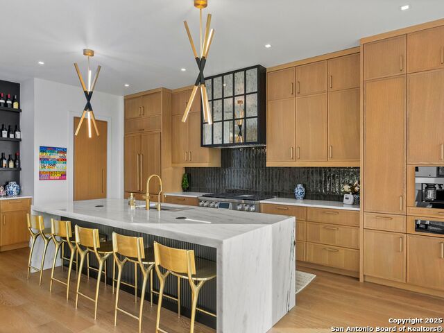 Image 12 of 80 For 1104 Summit Ridge Dr